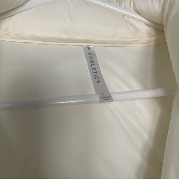 Fabletics Beatrix Packable Jacket - Picture 10 of 13